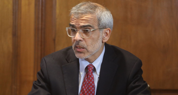 Cordero cuestiona idea de disminuir edad imputable: “El problema lo vamos a seguir teniendo”