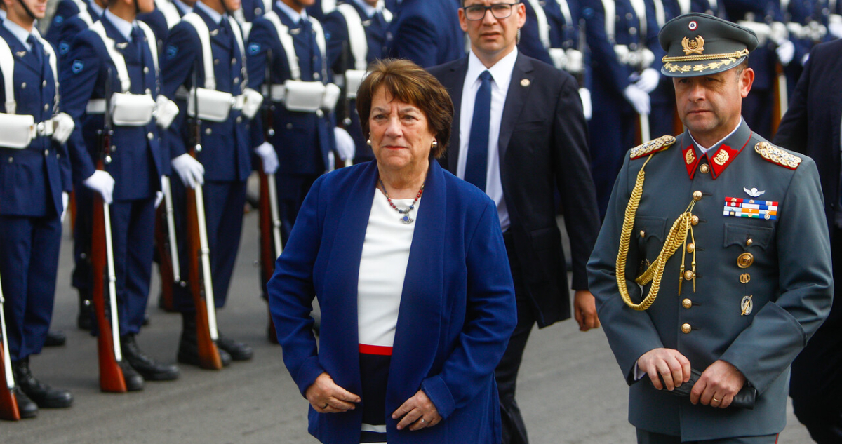 Diputados citarán a la Cámara a la ministra Delpiano por criticado veto a compra de armas a Israel