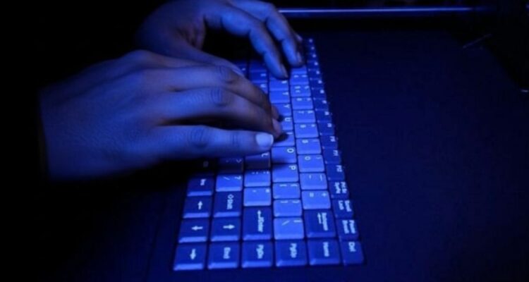 Detienen en Estados Unidos a un chileno con más de un millón de archivos de pornografía infantil