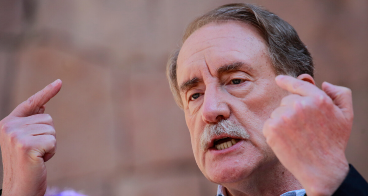 Eduardo Artés afirma que “un gobierno de Jara sería incluso más amarillo que el de Boric”