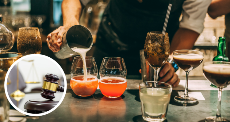 Española llevaba 7 meses con licencia médica, la descubrieron en un bar y la despidieron