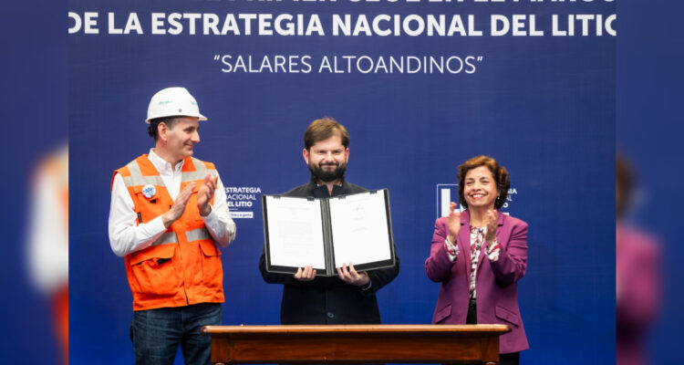 Enami se lleva el primer contrato especial de litio y podrá extraer el recurso hasta el 2060