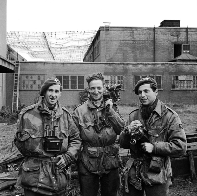 Fotoperiodistas ingleses en  1944