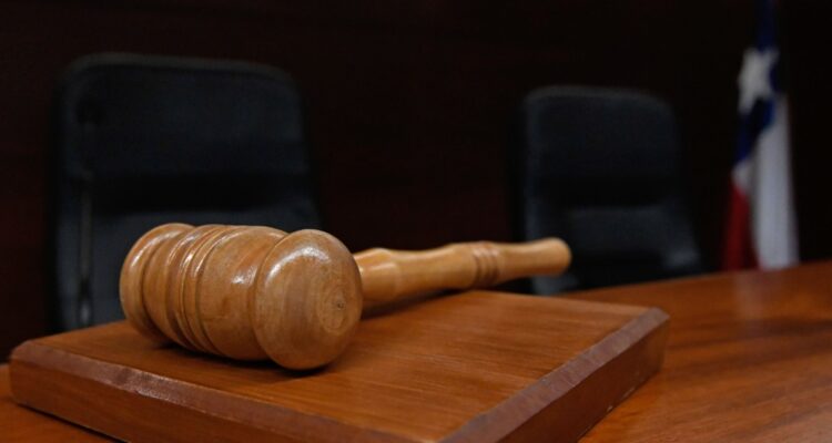 Funcionaria suspendida del Poder Judicial niega haber compartido contenido sexual