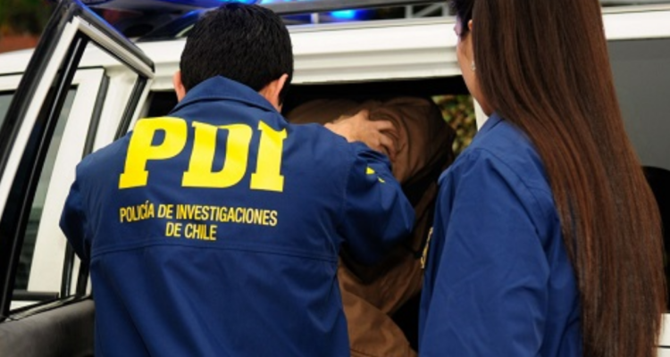 Detienen a hombre por estafa de $50 millones en Valdivia: se hizo pasar por funcionario de la CMF