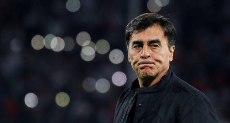 Gustavo Quinteros foto de archivo