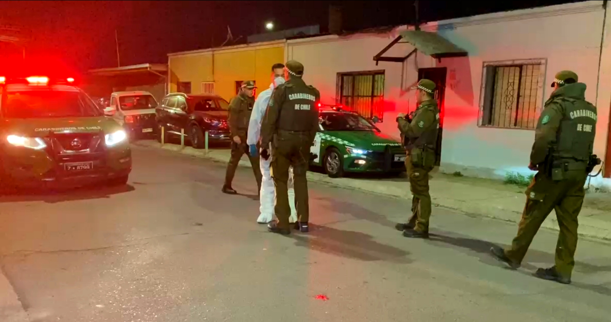 Hombre de origen venezolano en riesgo vital por disparo en abdomen en Estación Central
