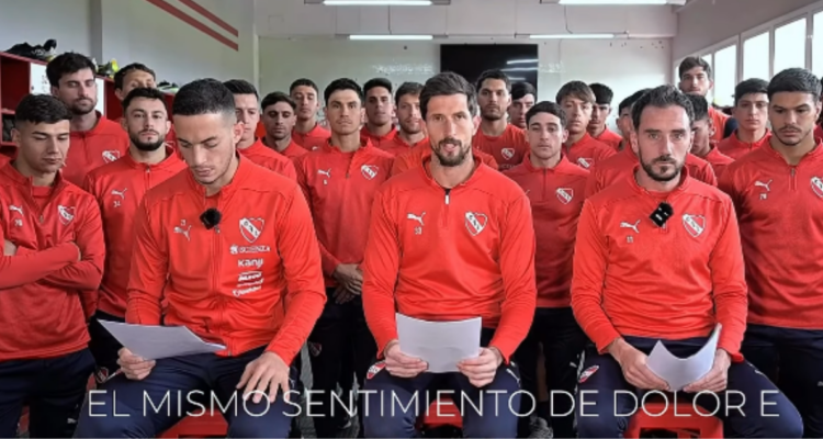 Plantel de Independiente condena fallo de Conmebol e insisten en culpar a hinchas de La U por barbarie
