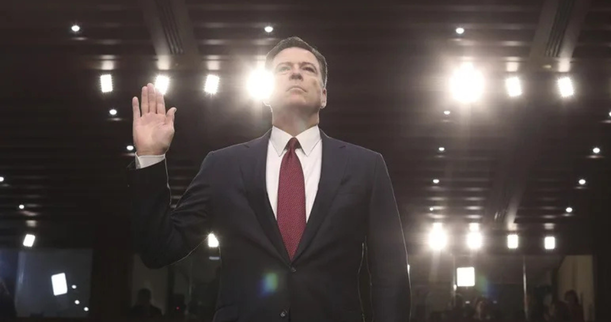 El exdirector del FBI James Comey en su comparecencia ante el Senado de EE.UU. en 2017