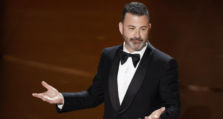 Jimmy Kimmel debe disculparse y pagar a la familia de Charlie Kirk para levantar su suspensión