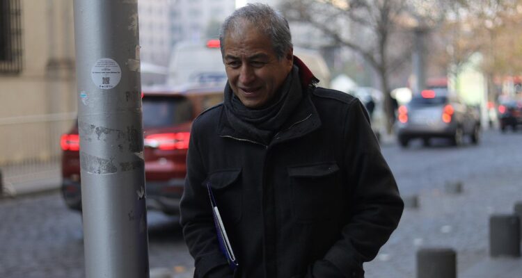 Colegio de Profesores expresa “preocupación” ante poca presencia de educación durante el debate