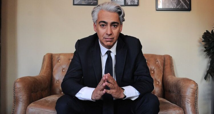 Marco Enríquez-Ominami: “Me alegra no tener mafias alrededor mío”