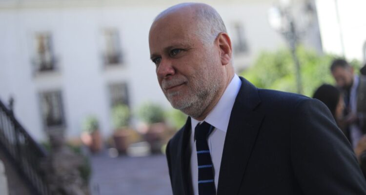 Elizalde califica de “absurda” acusación de intervencionismo tras ctiticar propuesta de Kast