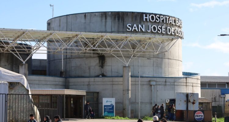 Destituyen funcionarios acusados de torturar a trabajador con tea en Osorno