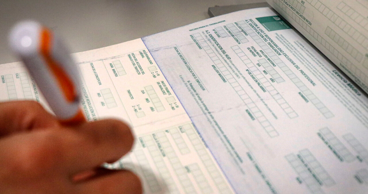 Alcalde de Molina destituye a todos los funcionarios que viajaron al extranjero con licencia médica