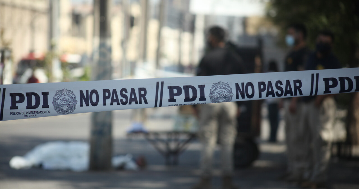 Mujer es asesinada de un disparo en la cabeza frente a su hijo en Coquimbo