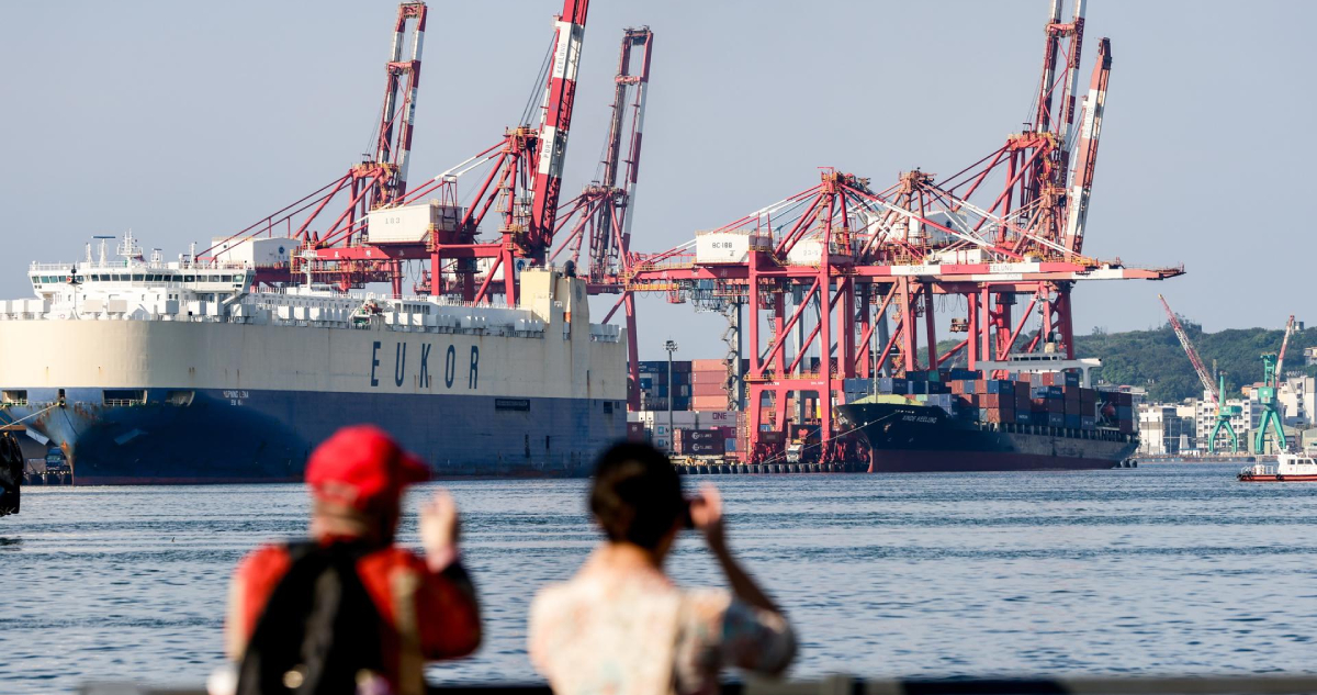 OCDE mejora su proyección de crecimiento de la economía global: resistiría mejor los aranceles de EEUU