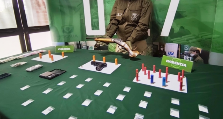 Dos personas detenidas y droga incautada deja operativo policial en Nueva Imperial