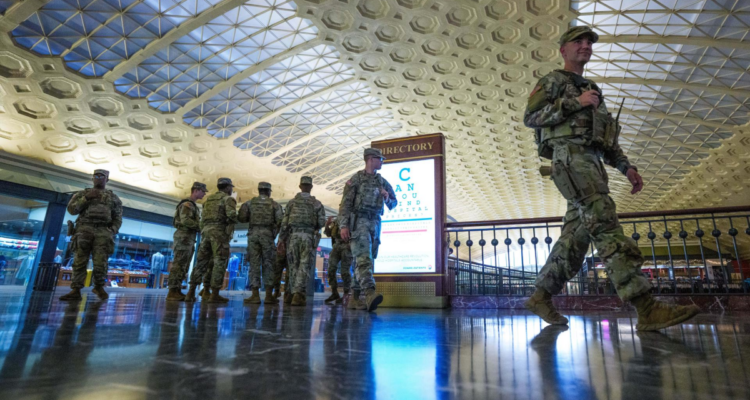 Pentágono, Grandes Lagos, Chicago