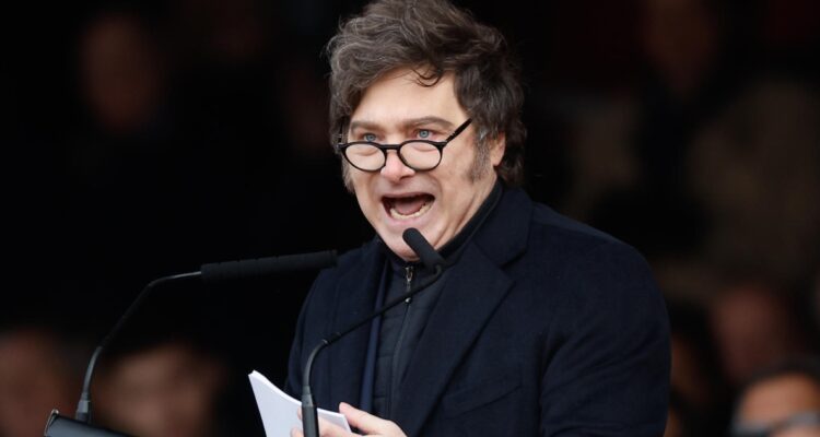 Peronismo arrasa con el partido de Milei en elecciones legislativas de la provincia de Buenos Aires