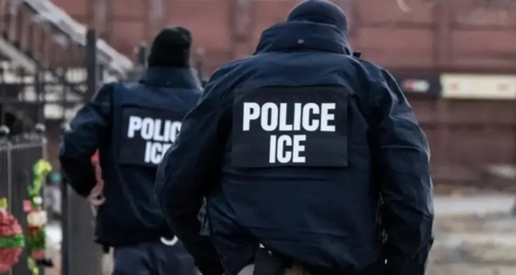 Policía del Servicio de Inmigración de Estados Unidos.