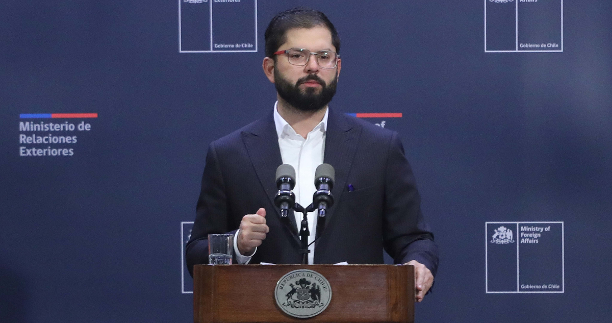 Presidente Boric designa a nuevos embajadores en Suiza y en la Organización de los Estados Americanos