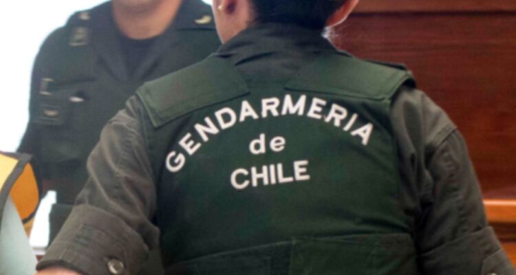 Gendarme acusada de tráfico de drogas en Curanilahue