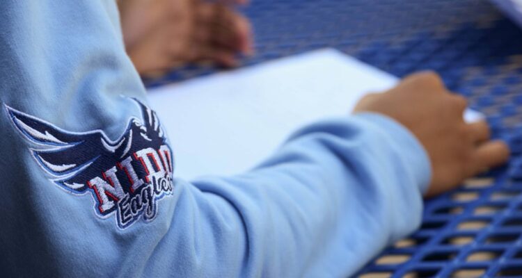 Uno de los colegios más exclusivos de Santiago abre postulación a beca que cubre 100% de costos