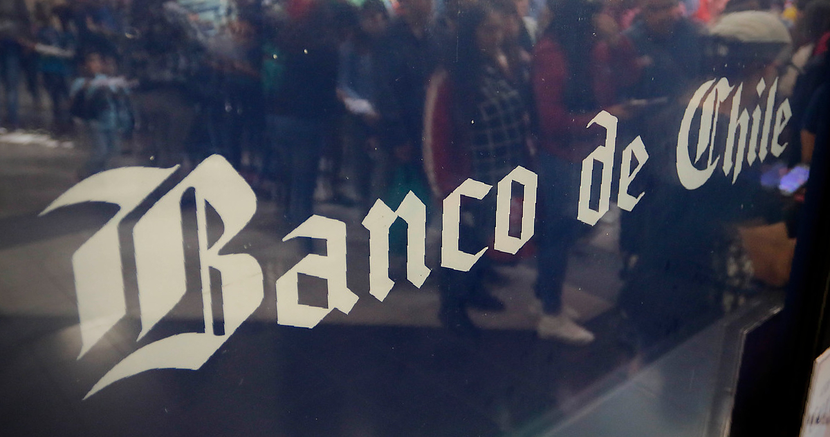 Dio créditos a deudores de alimentos: Corte rechaza reclamo del Banco de Chile contra multa de la CMF