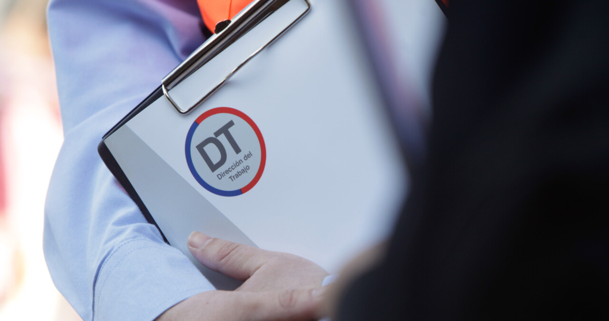 DT da portazo al gran empresariado: reducción de jornada a 40 horas no podrá fraccionarse en minutos