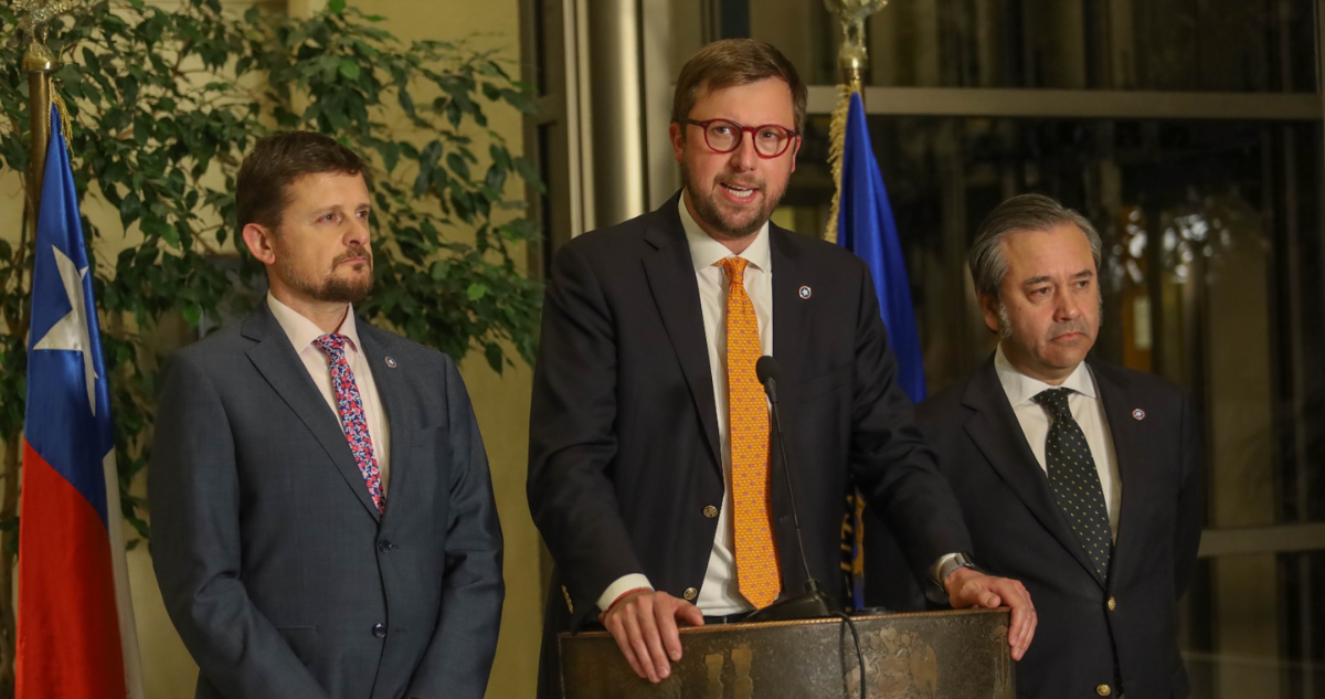 Republicanos tras aprobación de multa al voto obligatorio: “Es el resultado de un proceso de chantaje”