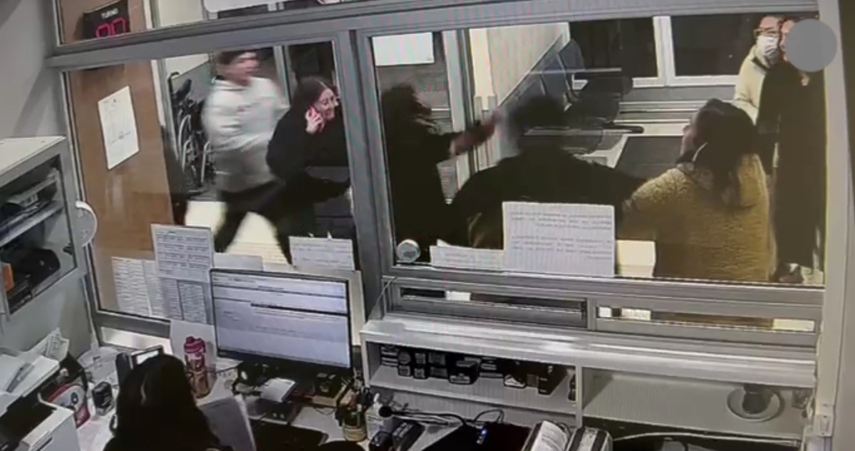 Riña en pleno servicio de Urgencia en Hospital de Casablanca