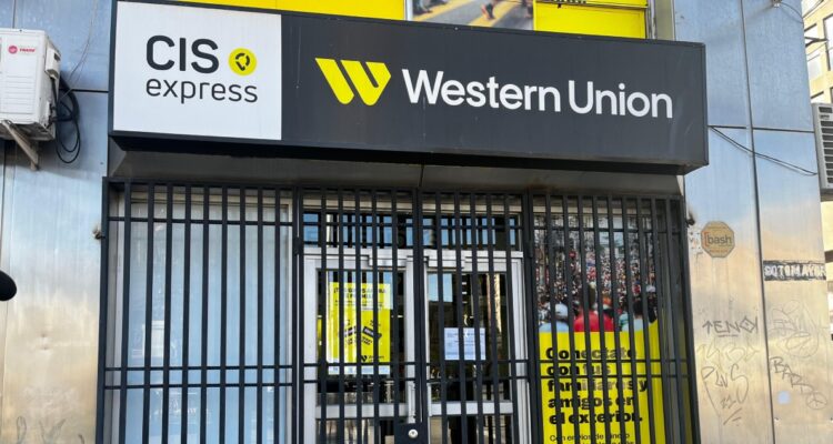 Robo en plaza Sotomayor de Valparaíso