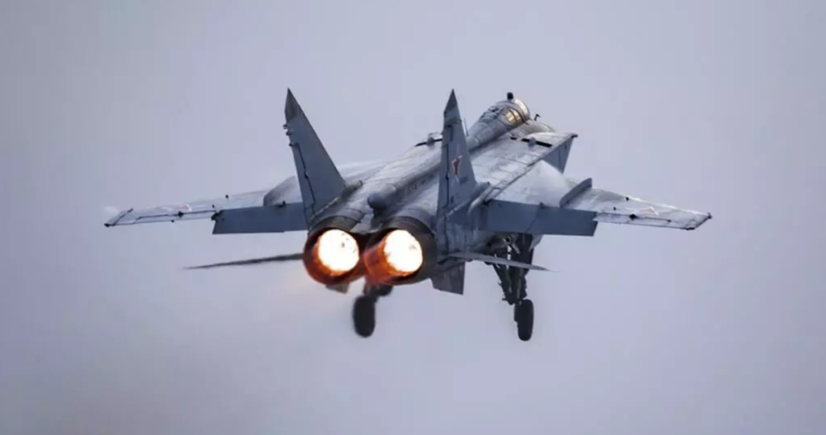 Rusia niega que aviones de combate hayan violado espacio aéreo de Estonia.