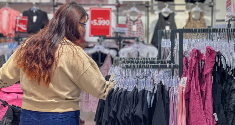 Destacaron el comercio y los servicios: la actividad económica creció un discreto 1,8% en julio