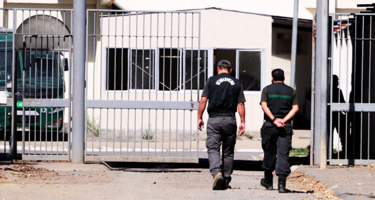 Cárcel de Castro llega a índices históricos de hacinamiento: alberga a 203 internos en espacio de 85