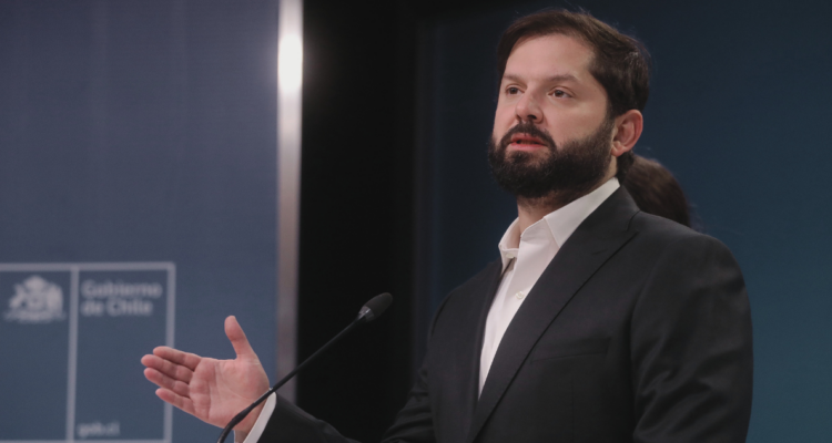 Boric por riesgos de “paz social” en eventual gobierno de Kast: “Las comunidades no son adversarios”