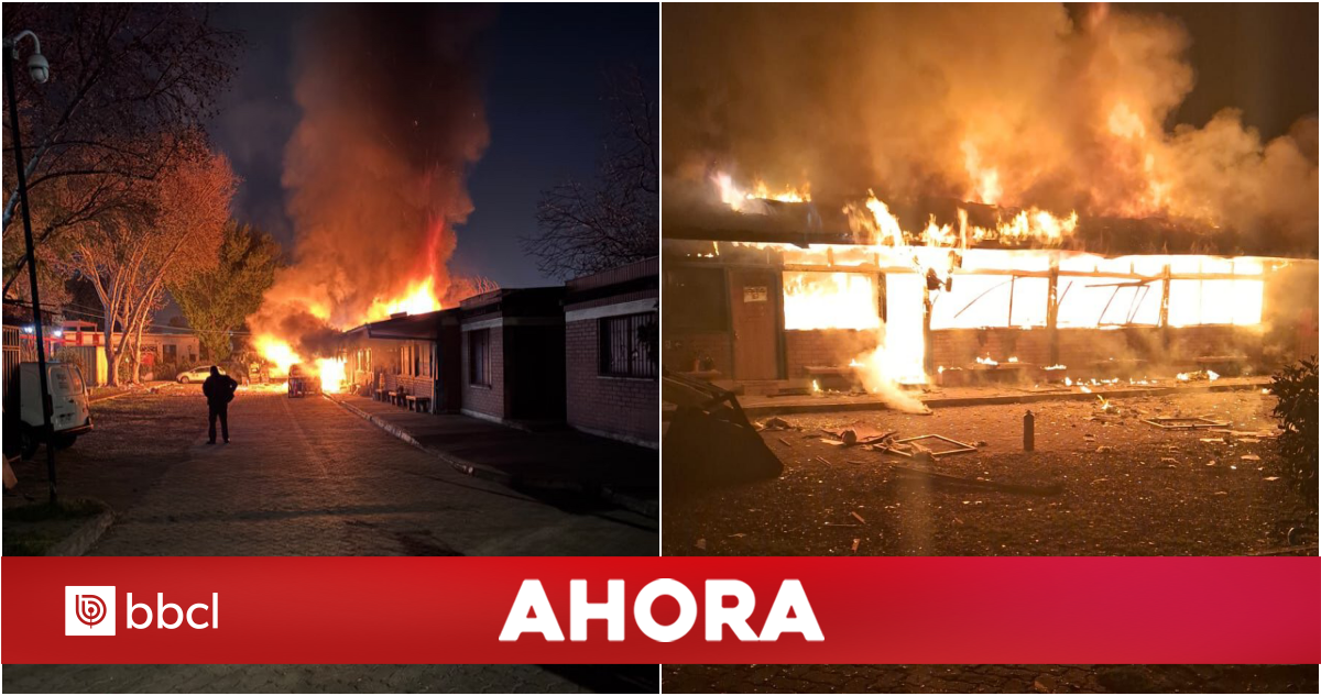 Incendio destruye oficinas de la Municipalidad de Cerro Navia: alcalde no descarta intencionalidad