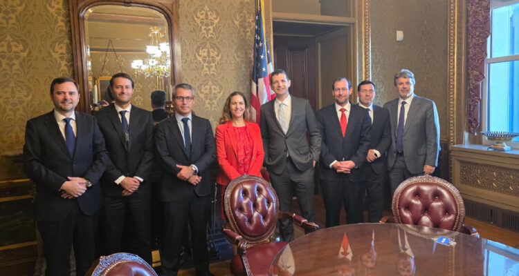 Sofofa llega hasta la Casa Blanca con delegación que resalta a Chile como socio estratégico de EEUU