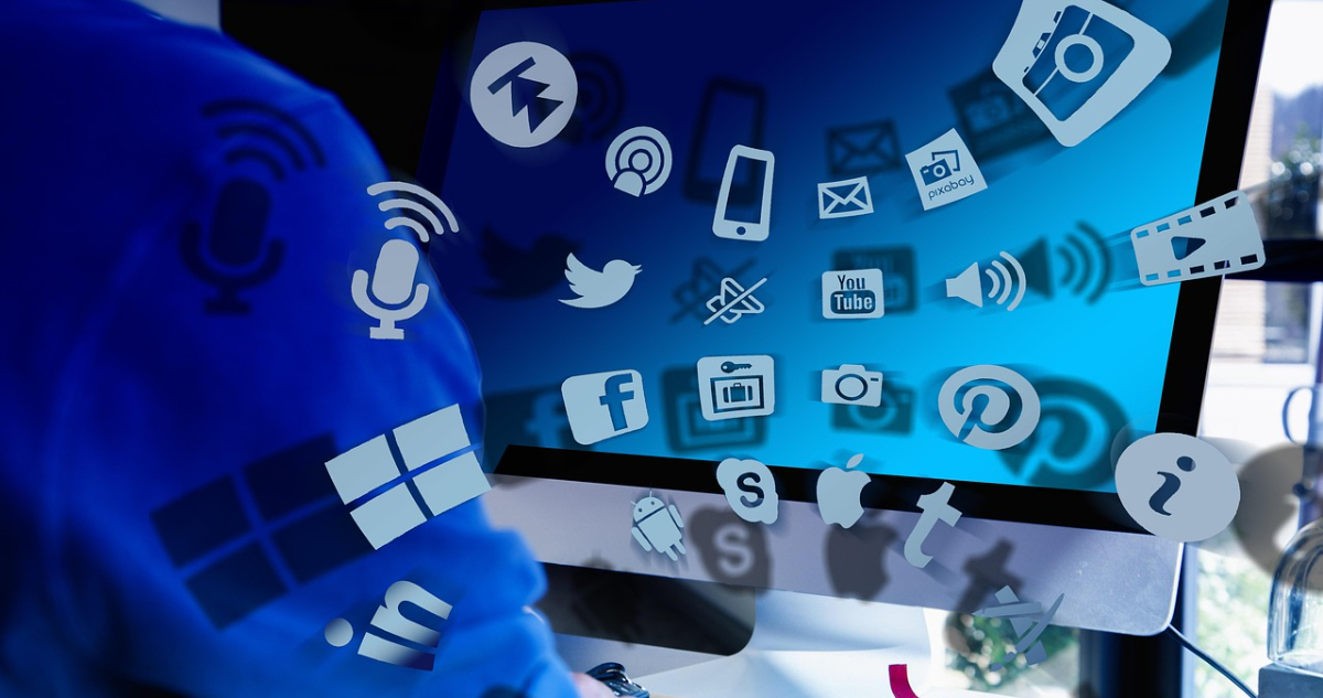 Europa pide a Google, Booking y Apple detalles de qué hacen para evitar las estafas online