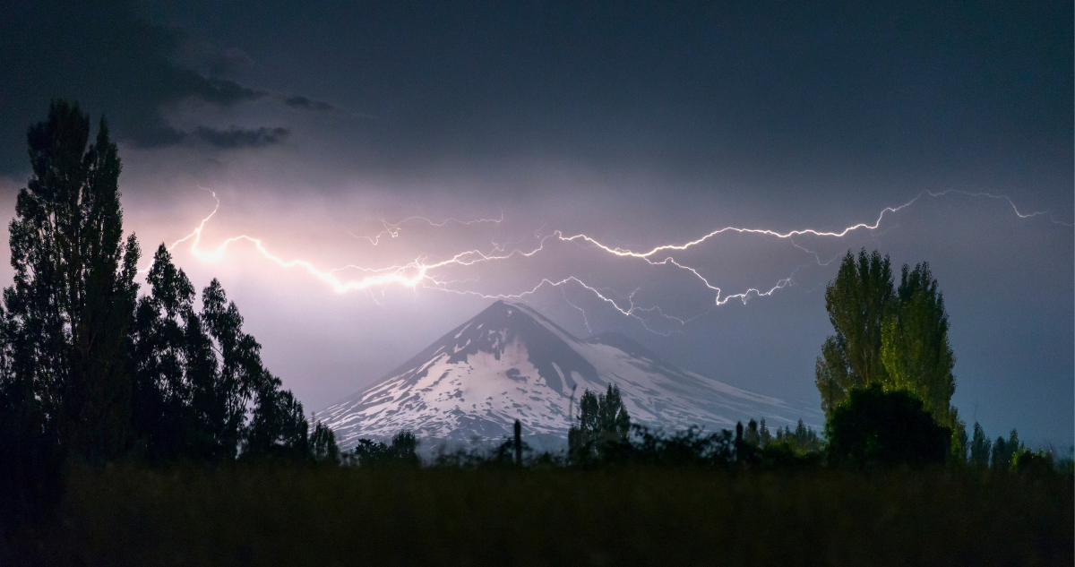 Alertan posibles tormentas eléctricas y lluvia para 4 regiones: cuáles son y cuánto podría llover
