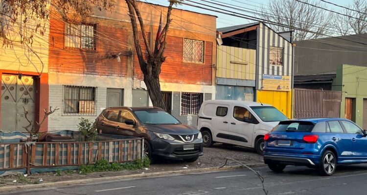 Investigan turbazo en Estación Central: delincuentes vestían ropas similares a las de Carabineros