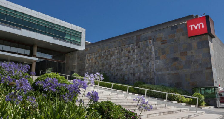 TVN en punto crítico: Directores alertan que crisis es más profunda y deslizan “abandono” del Gobierno