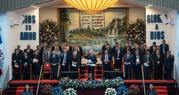 Último Te Deum de Boric se realizó con llamado a proteger a los chilenos desde el vientre.