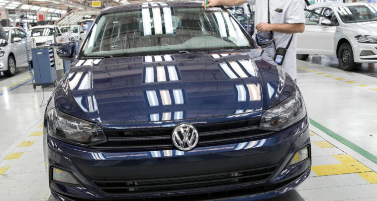 Volkswagen es multada por “explotación de trabajo esclavo” en hacienda durante la dictadura de Brasil