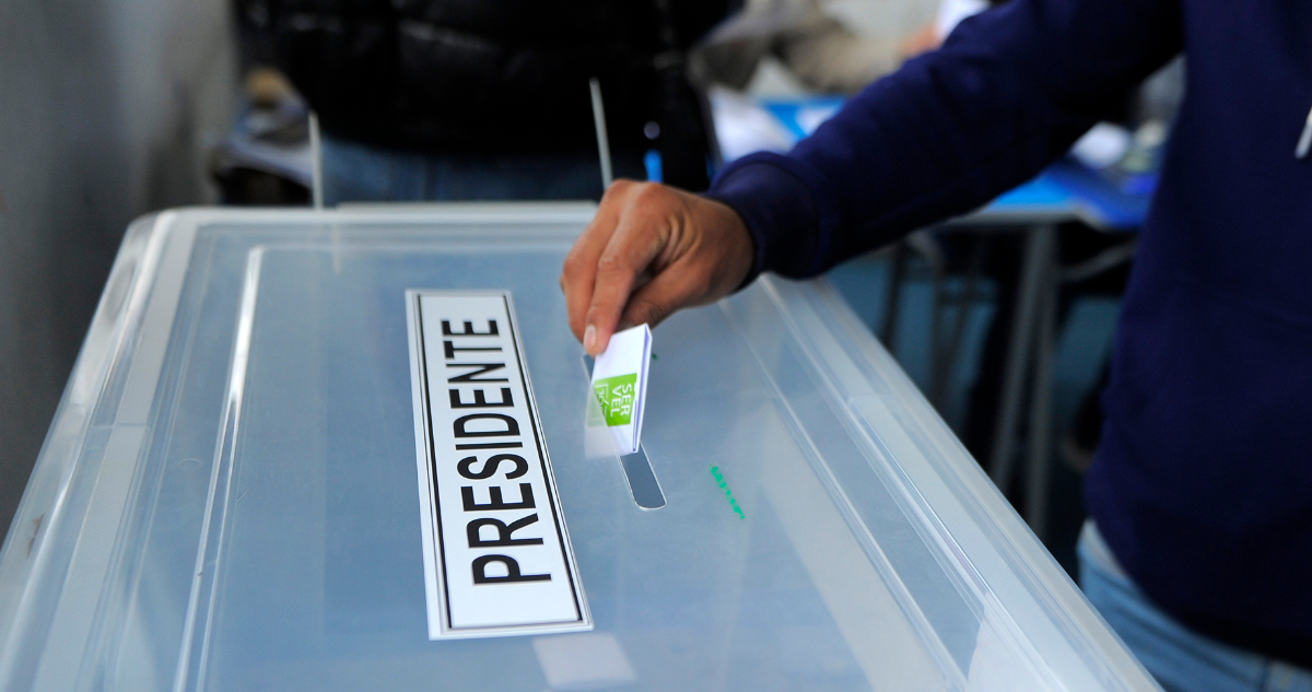 Las nuevas reglas para el voto extranjero tras aprobación de ley ¿Cuándo se aplicará el cambio?