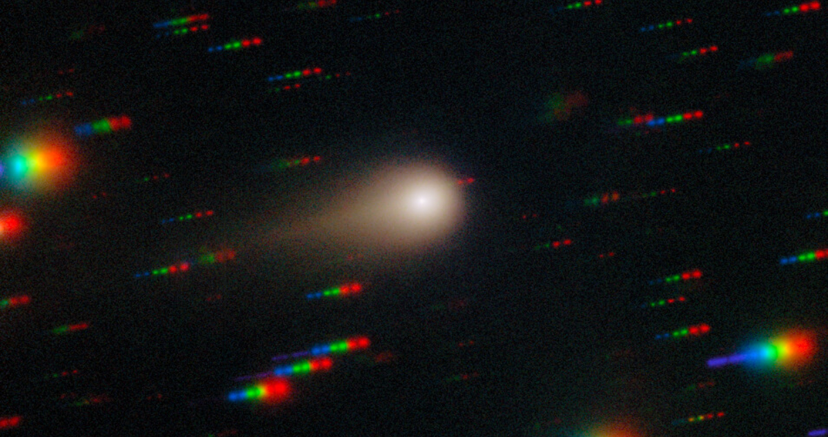 Foto del cometa 3I/ATLAS