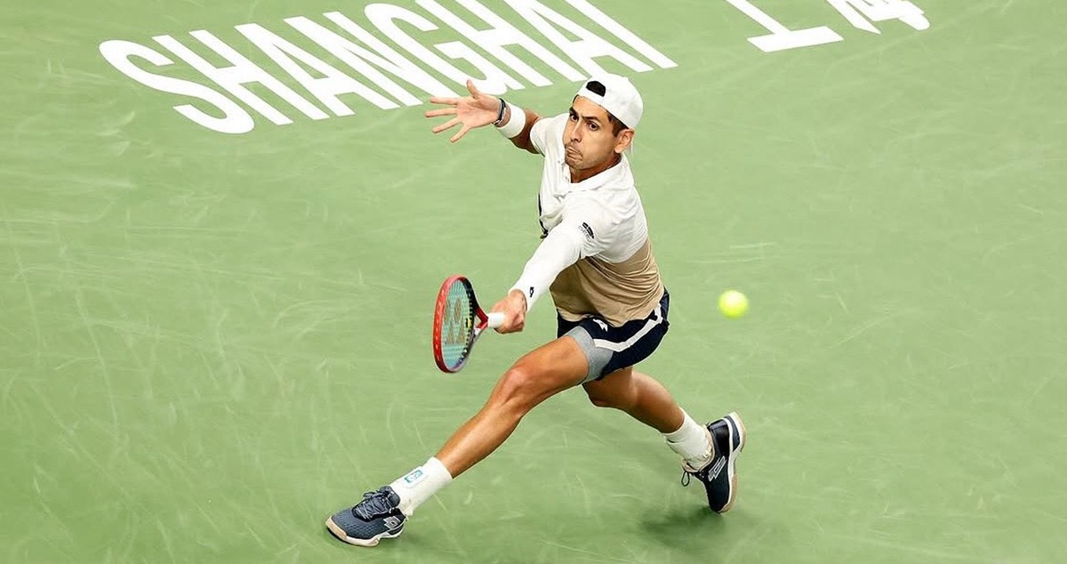 Alejandro Tabilo avanzó a segunda ronda del Masters de Shanghái.