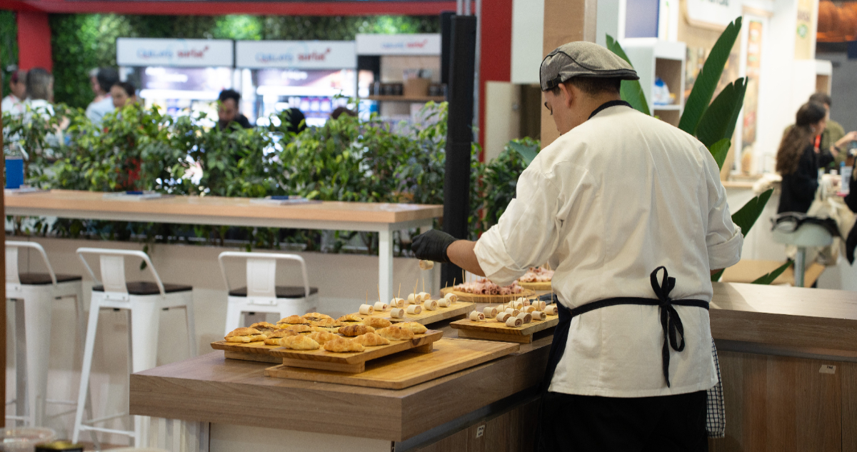 Con show de cocina y charlas: Agrosuper busca promover alimentación equilibrada en feria alimentaria