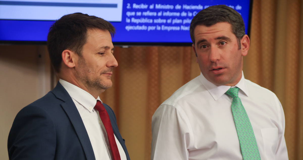 Republicanos se suma a AC contra ministro Pardow por error en tarifas de luz